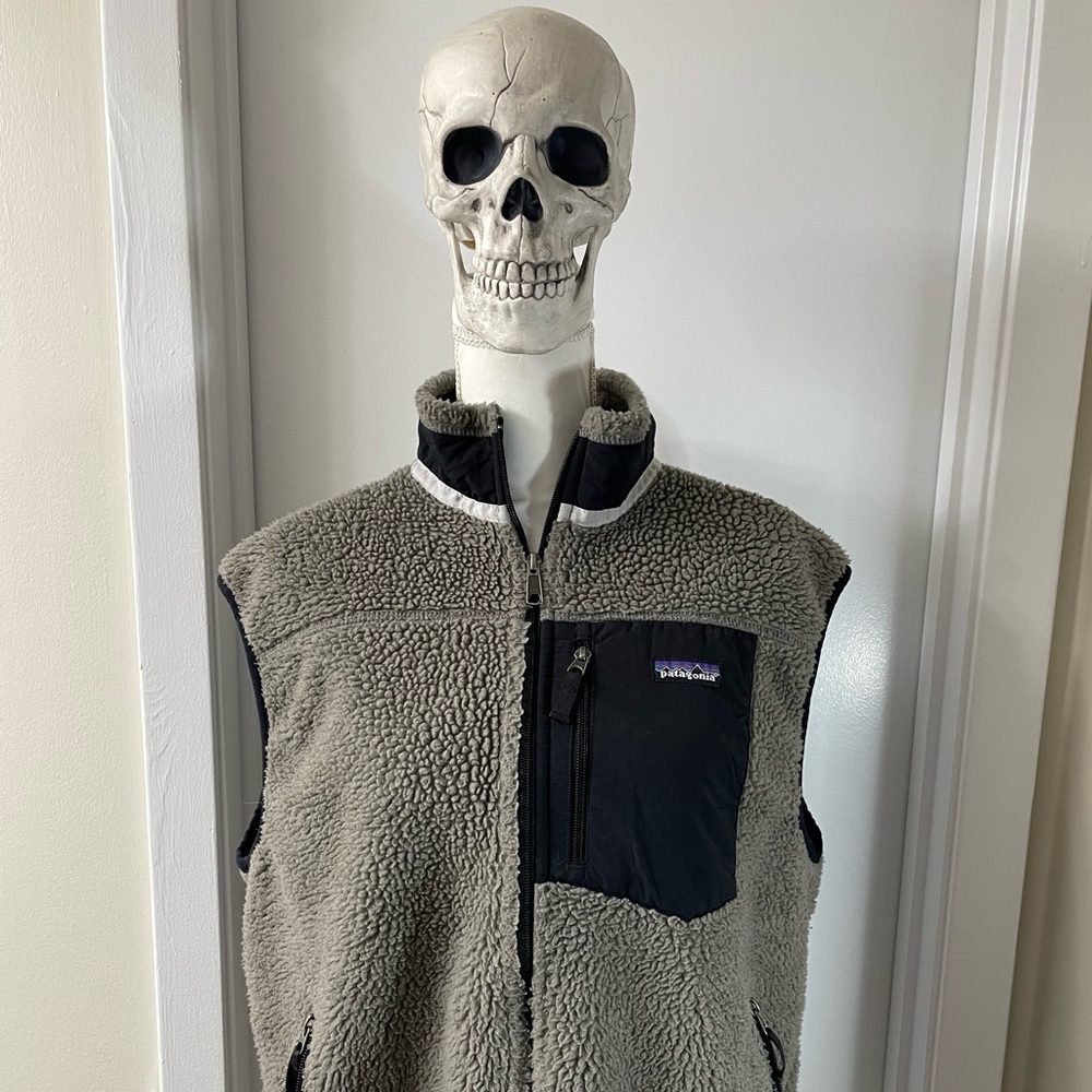 Patagonia Men’s Zip Up Fleece Vest, Sz L